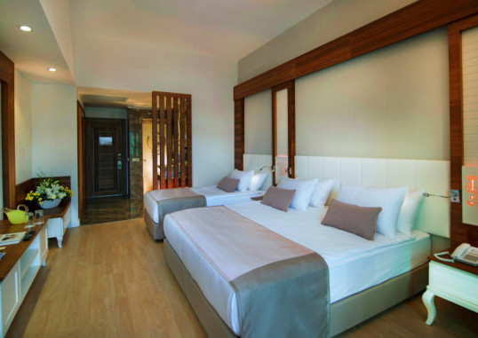 PORT NATURE LUXURY RESORT HOTEL & SPA 7