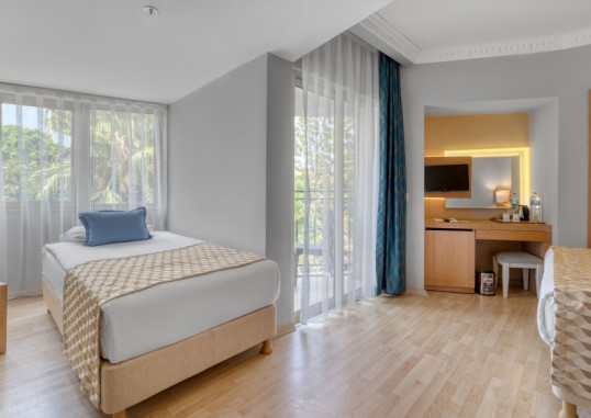 NUMA CLUB SIDE HOTEL 39