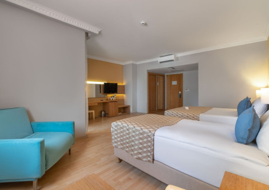 NUMA CLUB SIDE HOTEL 40