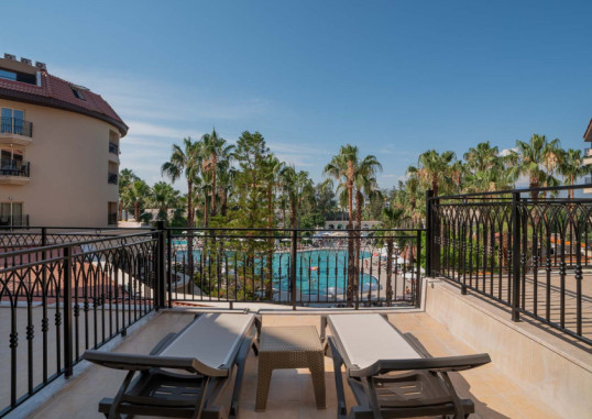 NUMA CLUB SIDE HOTEL 44