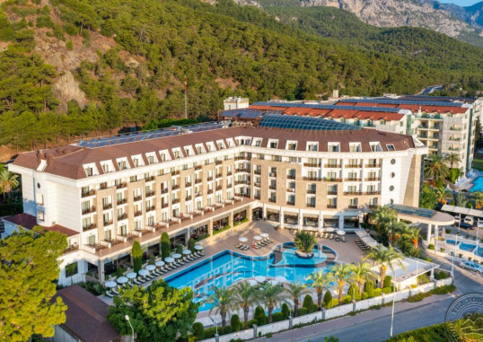 SUNLAND RESORT HOTEL 32