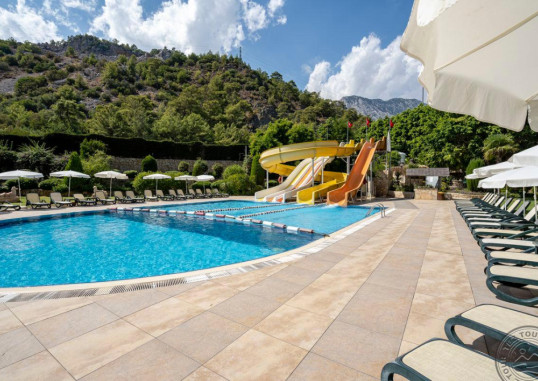 SUNLAND RESORT HOTEL 70