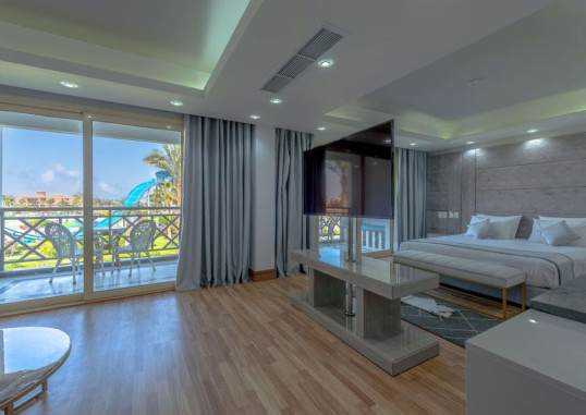 TITANIC BEACH SPA & AQUA PARK 16