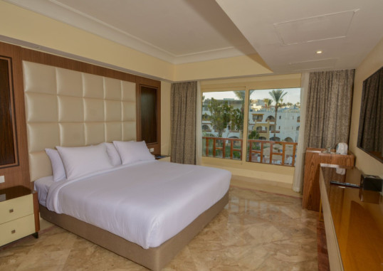 PICKALBATROS ROYAL GRAND SHARM 31