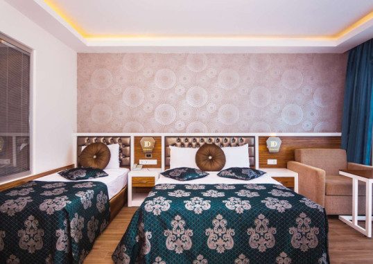 DIAMOND HILL RESORT 11
