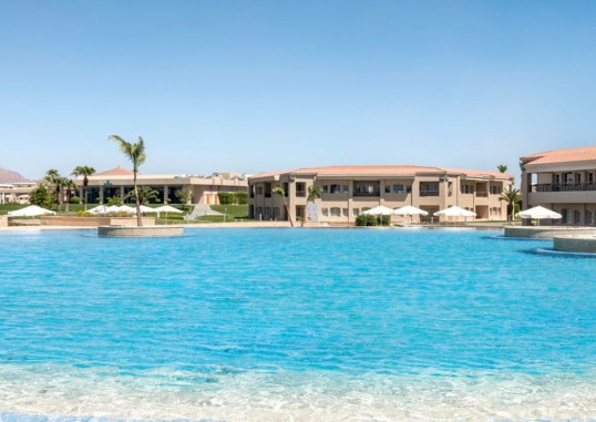 GOLF VILLAS & SUITES 5