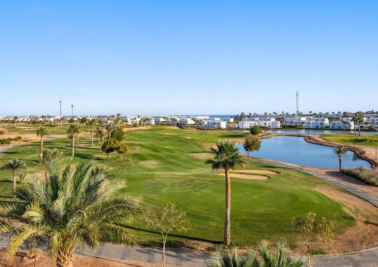 GOLF VILLAS & SUITES 8