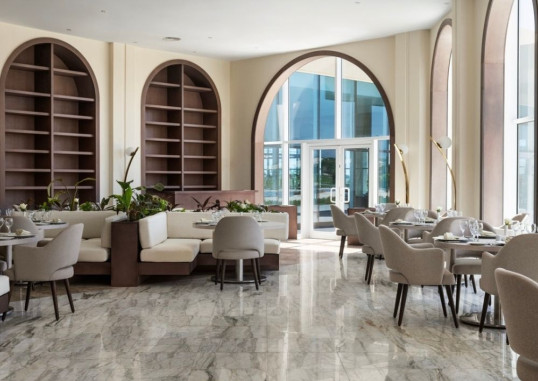 GOLF VILLAS & SUITES 25