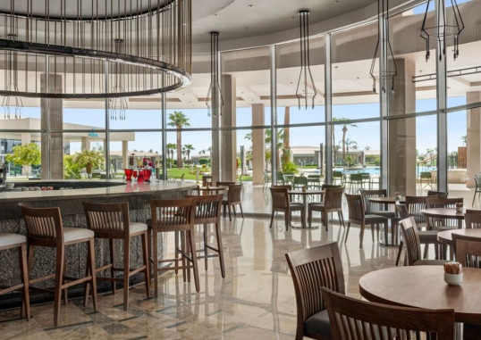 GOLF VILLAS & SUITES 37
