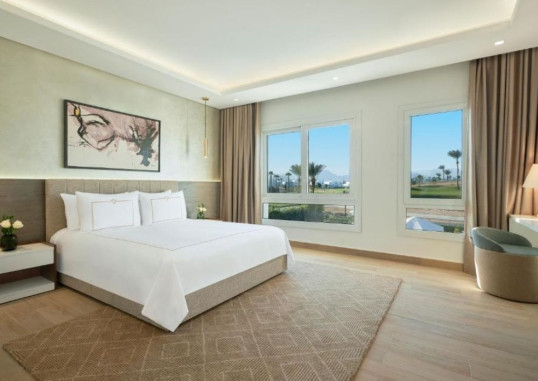 GOLF VILLAS & SUITES 50