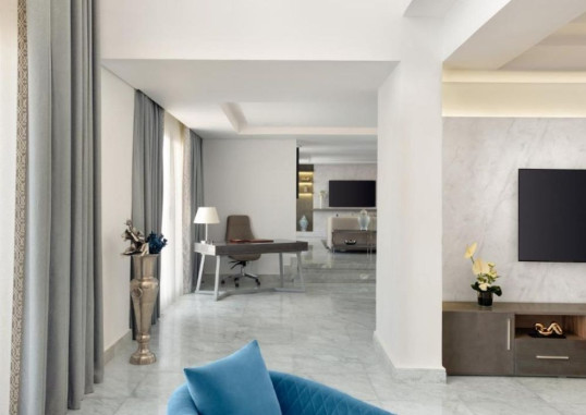 GOLF VILLAS & SUITES 52