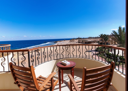 LIFE RESORTS CORAL HILLS 16