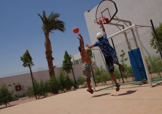 LIFE RESORTS CORAL HILLS 22