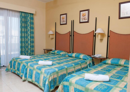 THE EUROCLUB HOTEL 4