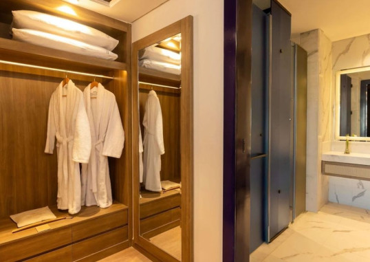 RIXOS RADAMIS 53