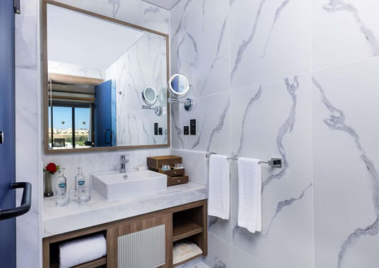 RIXOS RADAMIS 65
