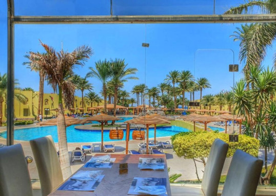PALM BEACH RESORT 4