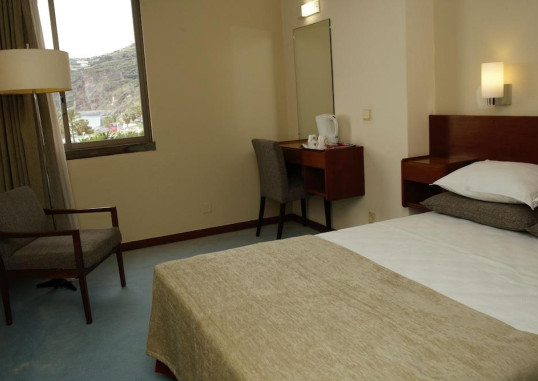 FLAG HOTEL MADEIRA BRAVAMAR 8