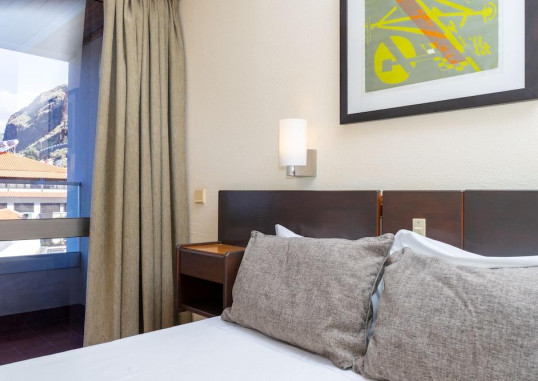 FLAG HOTEL MADEIRA BRAVAMAR 10