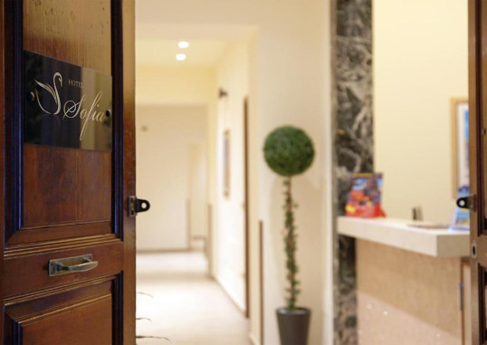 HOTEL SOFIA 16