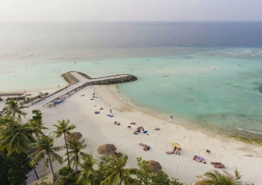 ARENA BEACH HOTEL 10