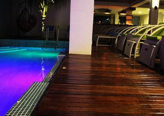 AQUZZ INN AND SPA 16