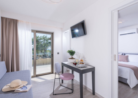 IMPERIAL PALACE (ADULTS ONLY) 8