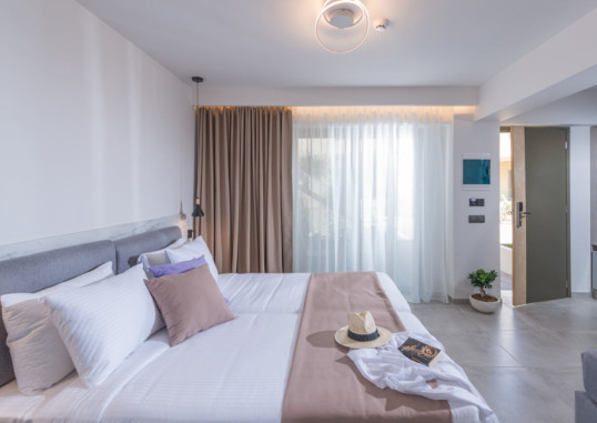 IMPERIAL PALACE (ADULTS ONLY) 10