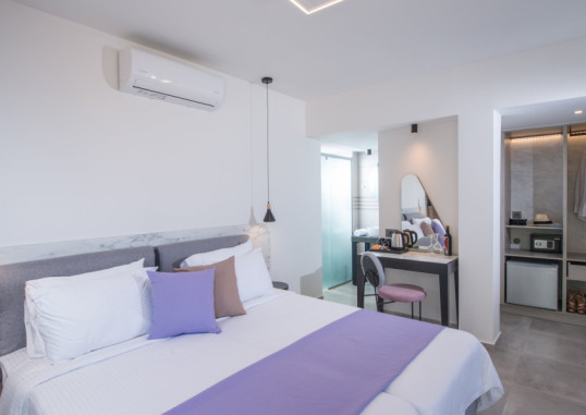 IMPERIAL PALACE (ADULTS ONLY) 11