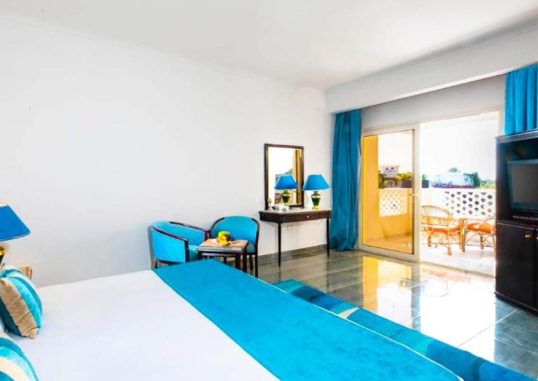 WHITE VALLEY PALACE 14