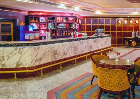 WHITE VALLEY PALACE 25