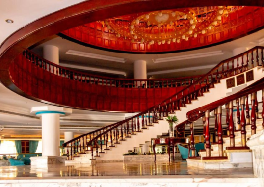 WHITE VALLEY PALACE 32