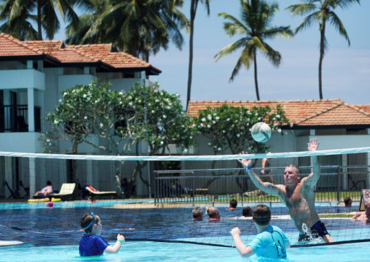 CLUB HOTEL DOLPHIN 31