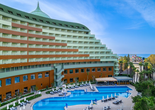 NEO PALACE 2