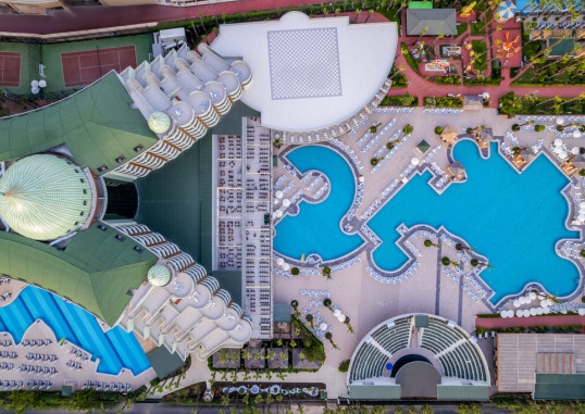 NEO PALACE 51