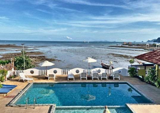 ANYAVEE NAMMAO BEACH RESORT 14