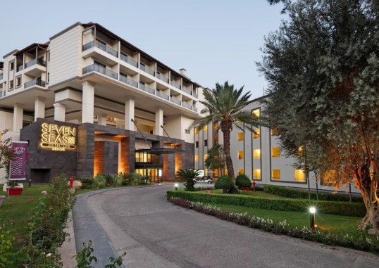 SEVEN SEAS HOTEL LIFE 2