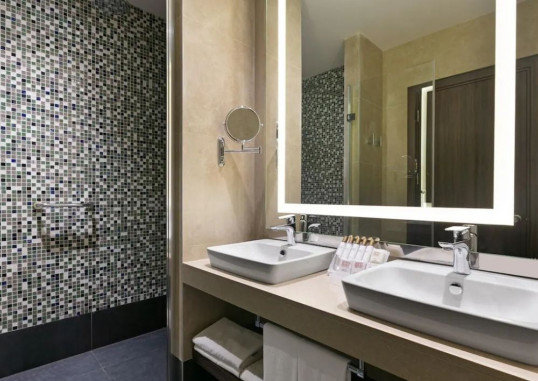 SEVEN SEAS HOTEL LIFE 61