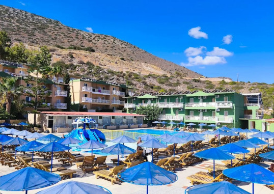 FAMILY WORLD AQUA SUN VILLAGE 4