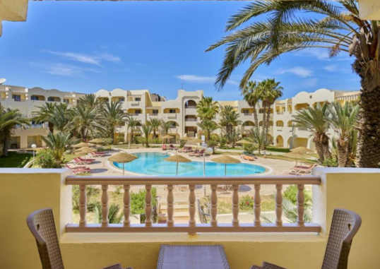 LES 4 SAISONS AQUAPARK AND THALASSO 4