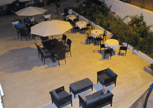 VILA NIKA HOTEL 10