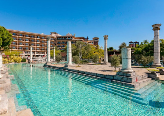 XANADU RESORT 1