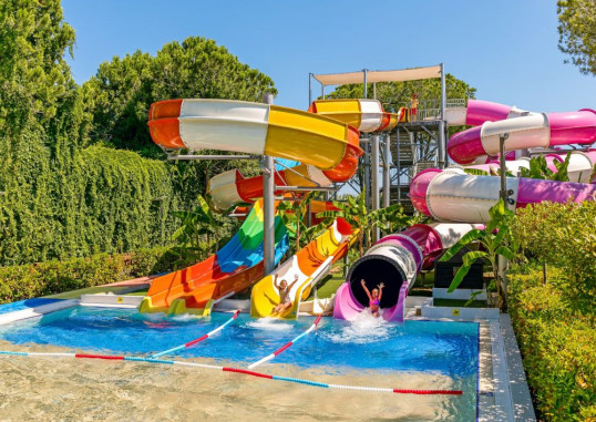 XANADU RESORT 10