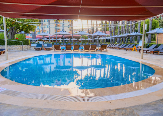 MIRAMARE QUEEN HOTEL 10