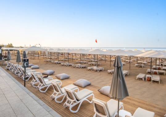 MIRAMARE QUEEN HOTEL 16