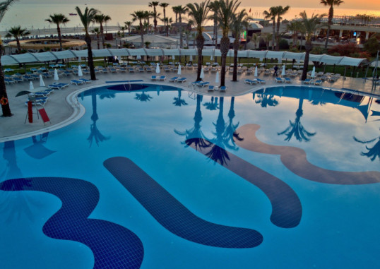 TUI BLUE PALM GARDEN 52