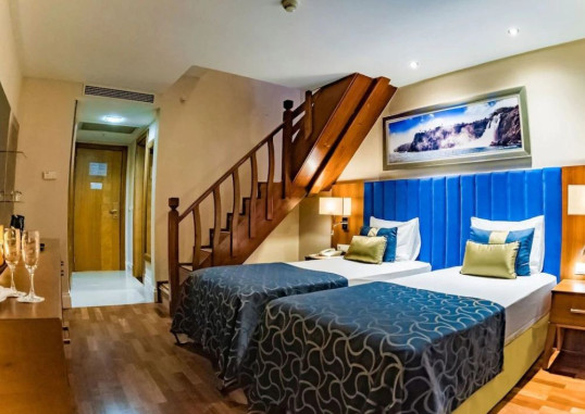 LIBERTY HOTELS LARA 11