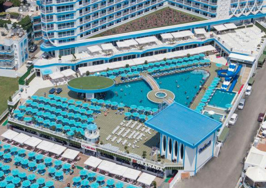 GRANADA LUXURY BEACH 3
