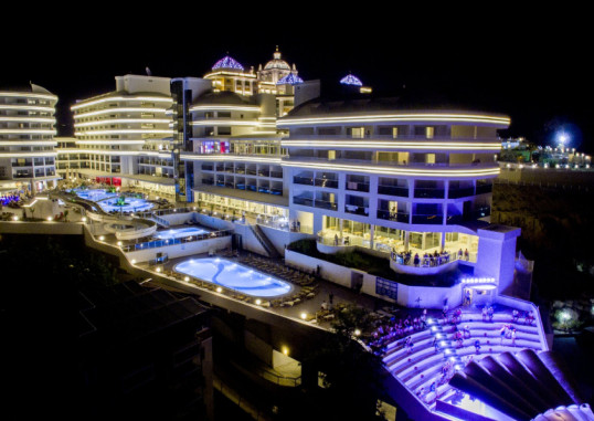 LAGUNA BEACH ALYA RESORT & SPA HOTEL 5