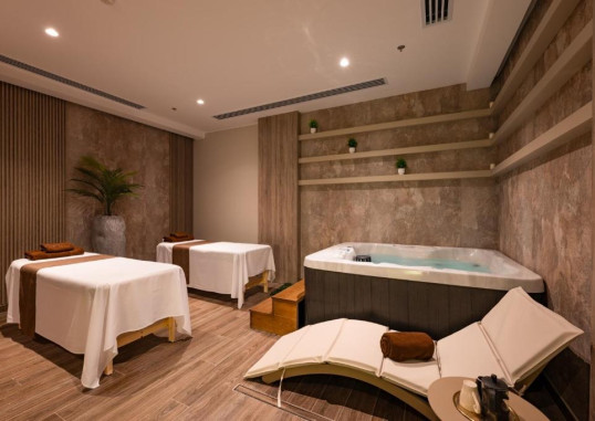 SENTIDO NAGA BAY (ADULTS ONLY) 54